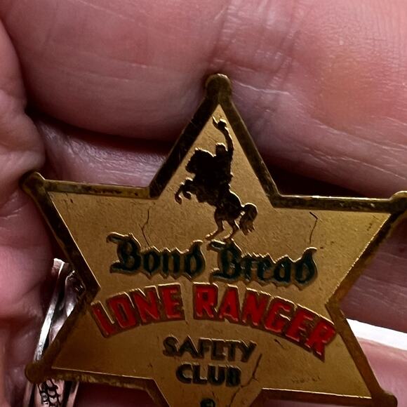 Vintage Bond Bread Lone Ranger Safety Club Badge Pin Signed TLR INC 1938 - Picture 3 of 7